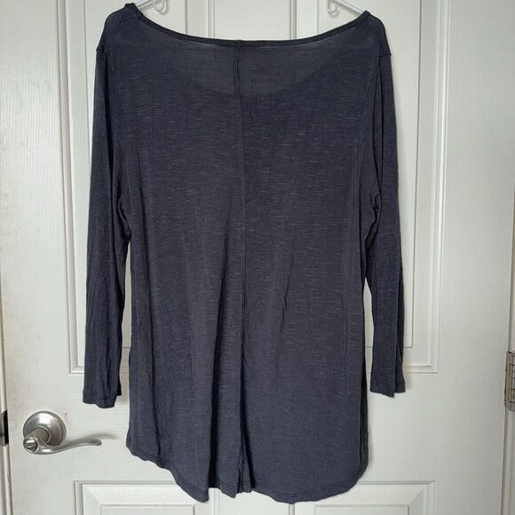 Evans Woman’s Long Sleeve Gray Tee Size 16 Plus Scoop Neck - Picture 5 of 9